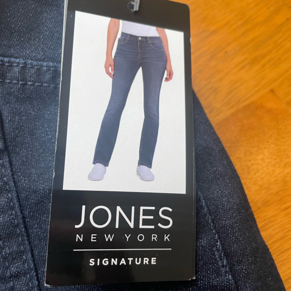 NWT- Jones New York, Madison style slim jeans size 10 short
